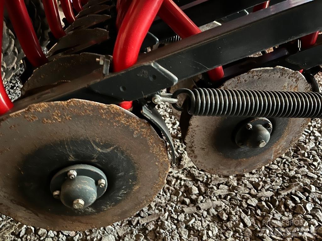 Tume Titan3000 Kombine hububat mibzerleri