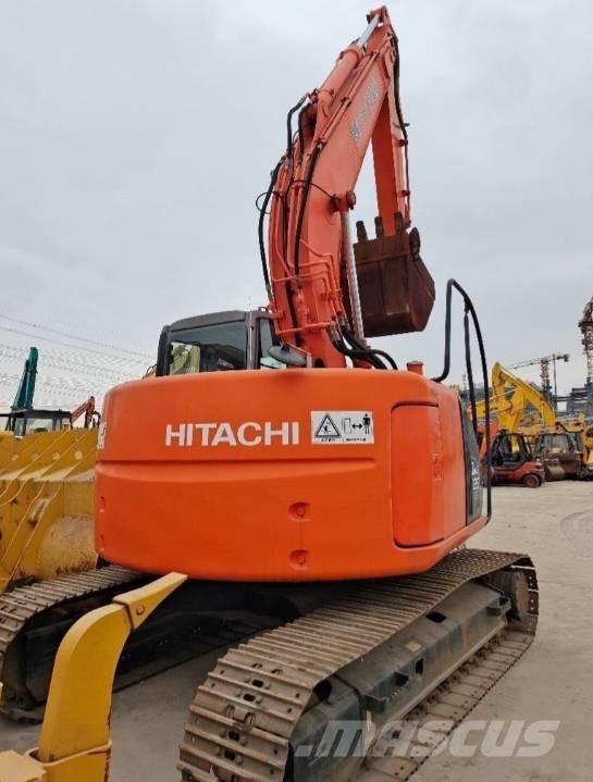 Hitachi ZX 135 US Paletli ekskavatörler