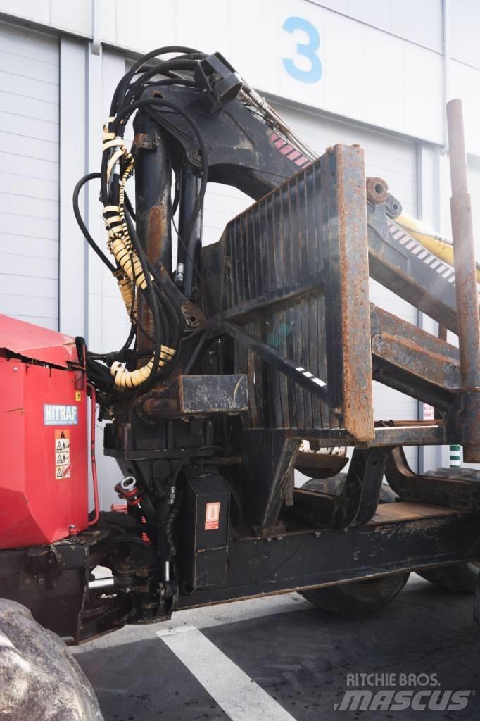 Komatsu 890.3 Tomruk yükleyici traktörler