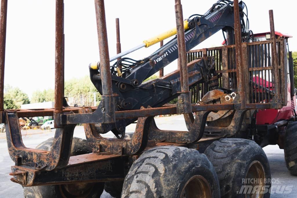 Komatsu 890.3 Tomruk yükleyici traktörler