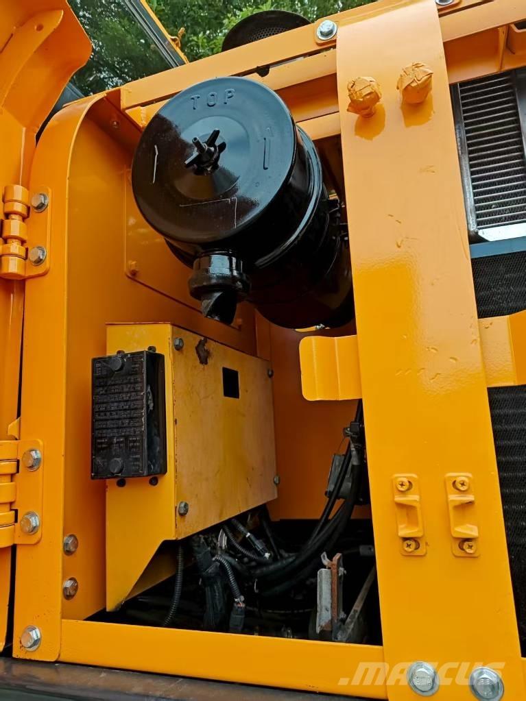 Hyundai r210w-9 Lastik tekerli ekskavatörler