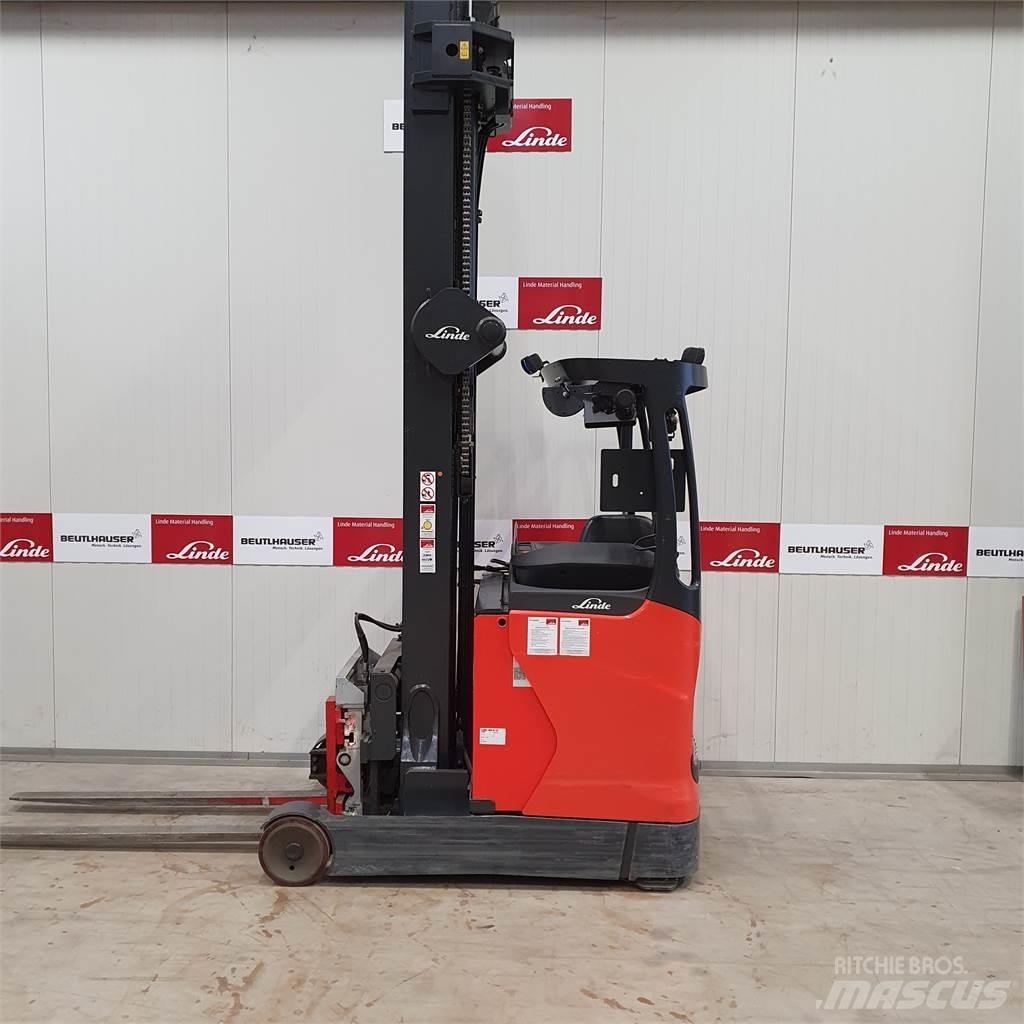 Linde R16HD Reach truck - depo içi istif araçları