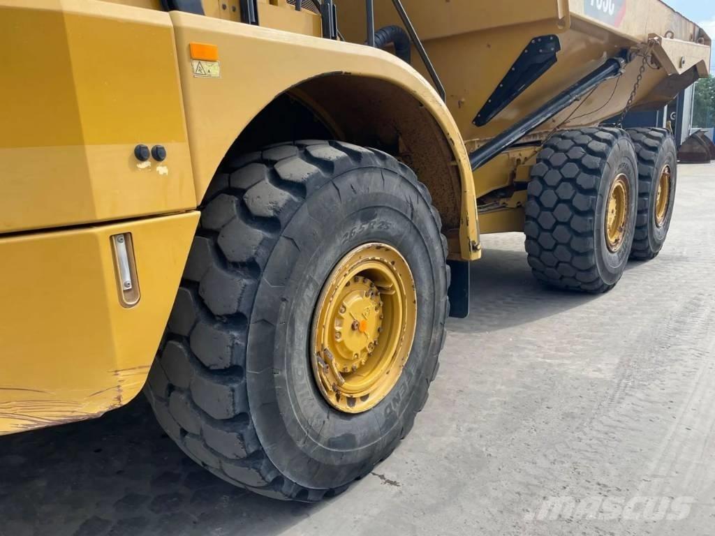 CAT 735C Belden kirma kaya kamyonu