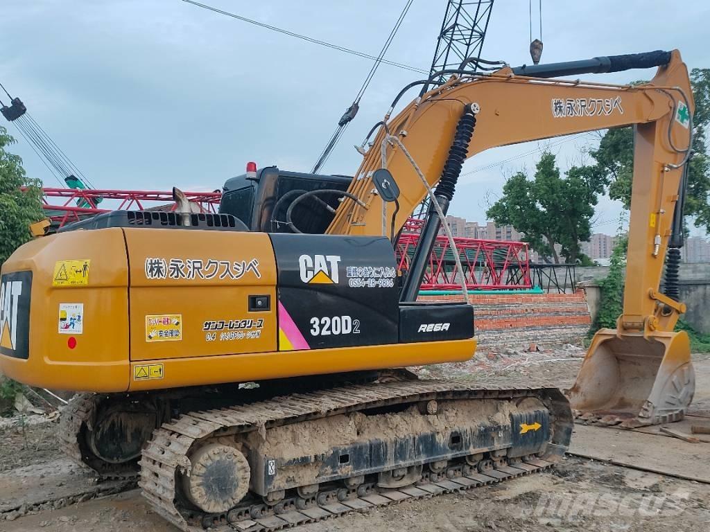 CAT 320 D Paletli ekskavatörler