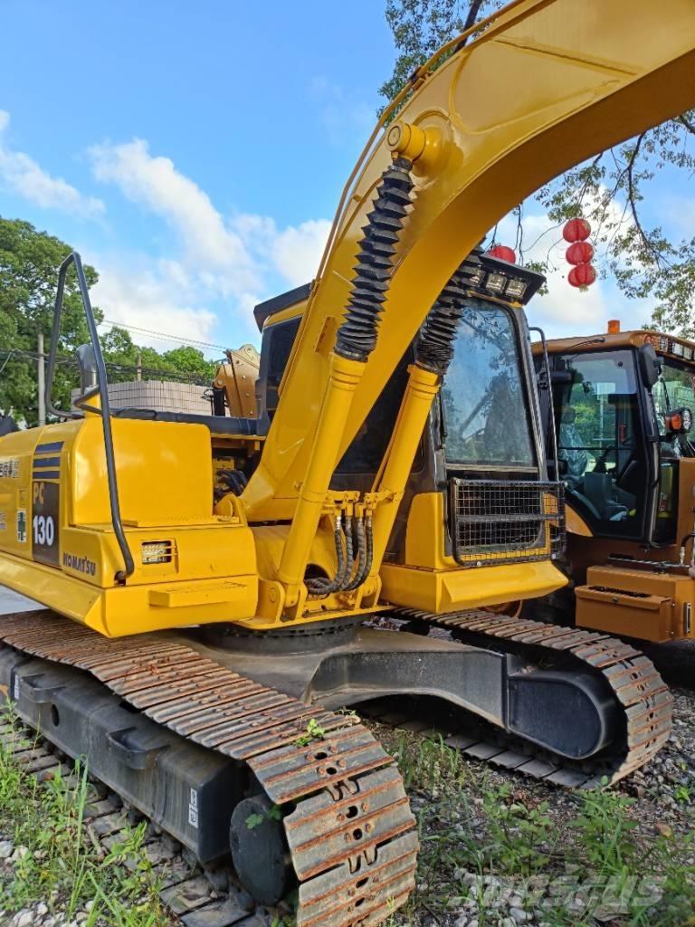 Komatsu PC 130-7 Paletli ekskavatörler