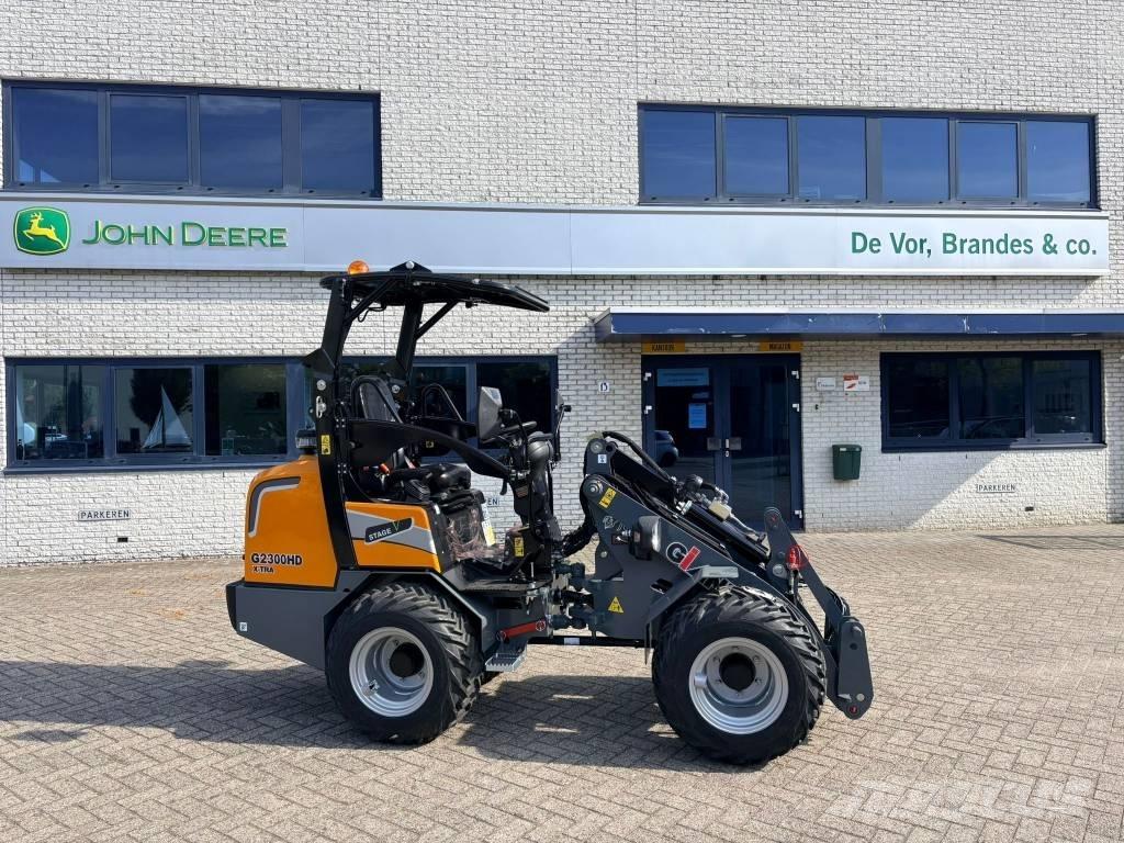 Giant G2300HD Xtra Mini yükleyiciler