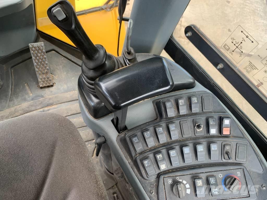 New Holland W 130 C Tekerlekli yükleyiciler