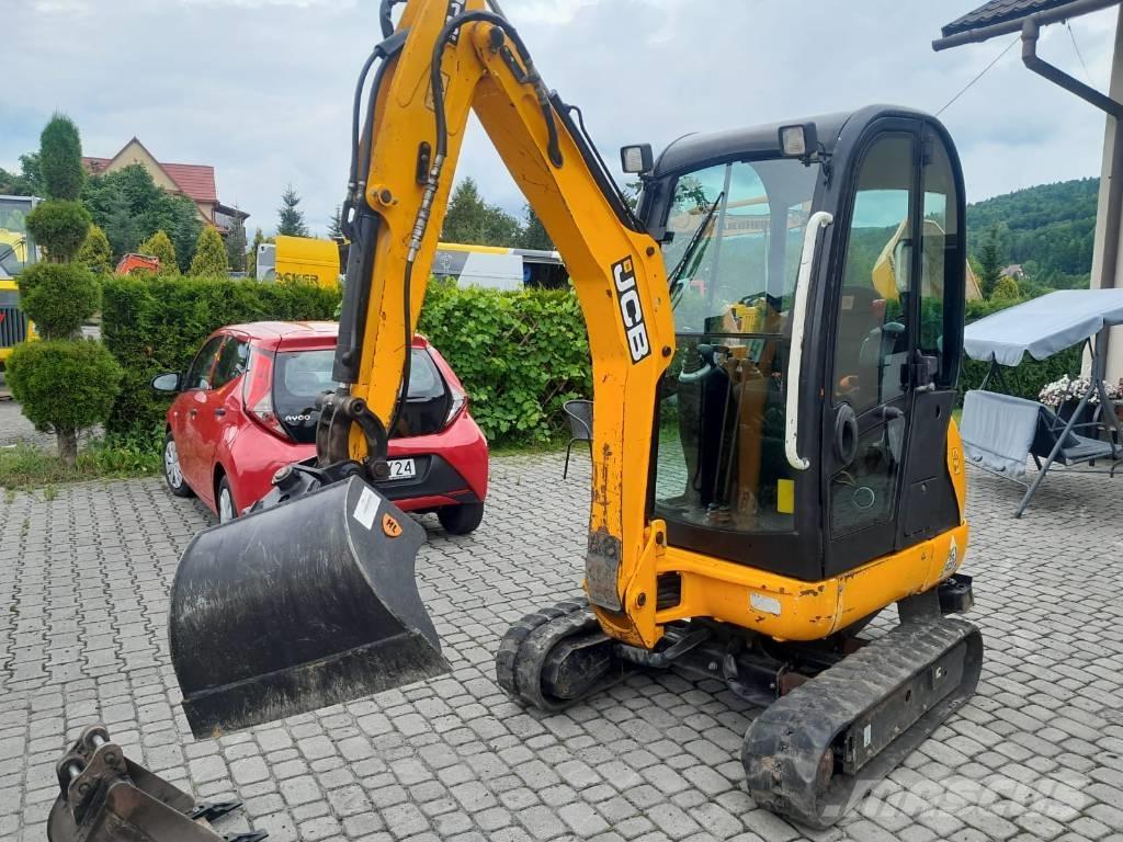 JCB 8018 i 8030 ZTS Mini ekskavatörler, 7 tona dek