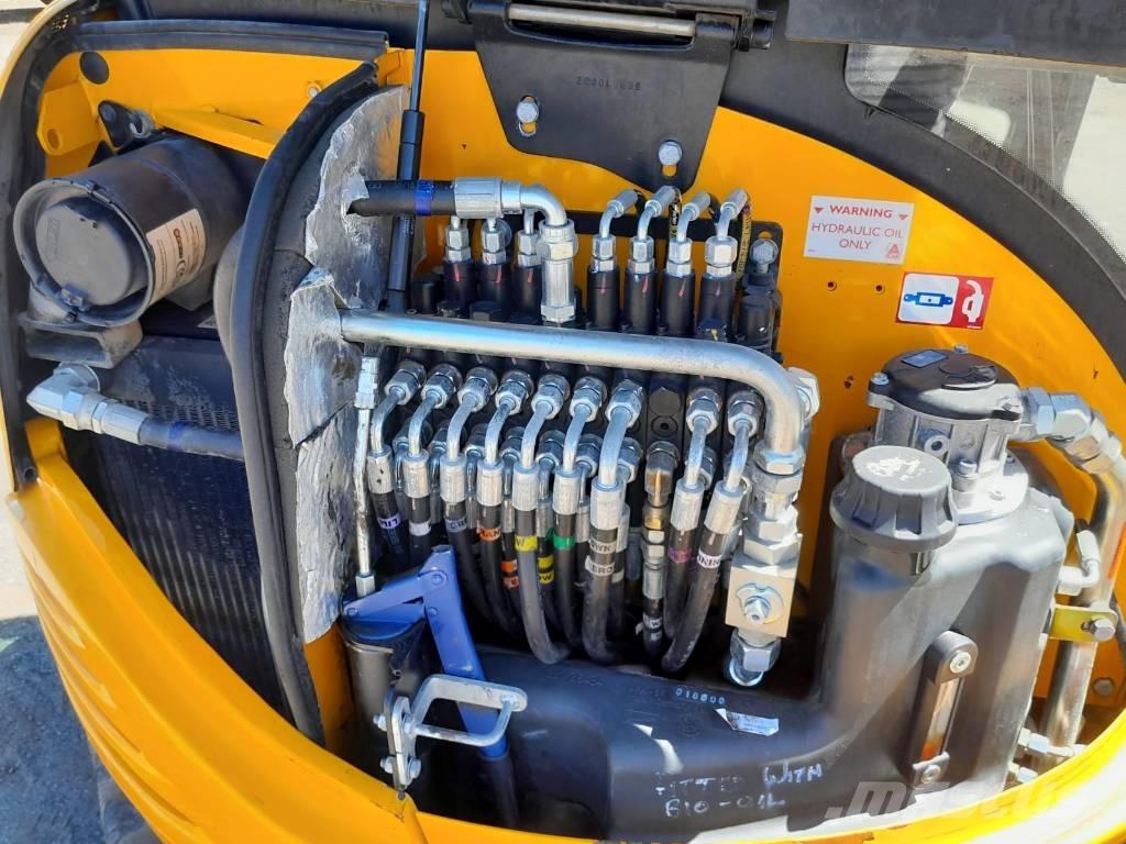 JCB 8018 i 8030 ZTS Mini ekskavatörler, 7 tona dek