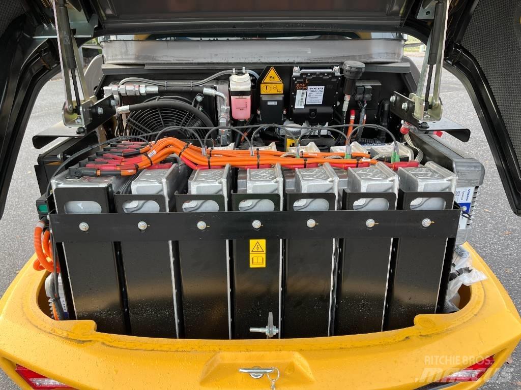 Volvo JL25H Elektro Skid steer loderler