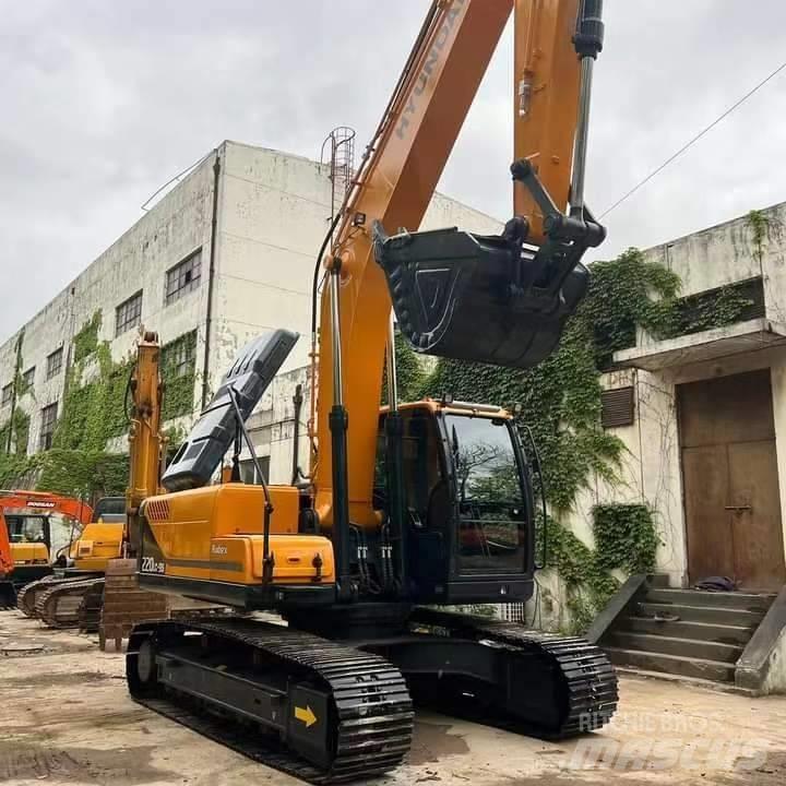 Hyundai R220LC-9S Paletli ekskavatörler