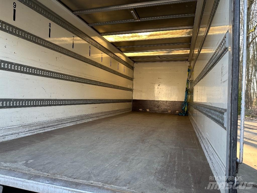 DAF LF 12.220 Kapali kasa kamyonlar