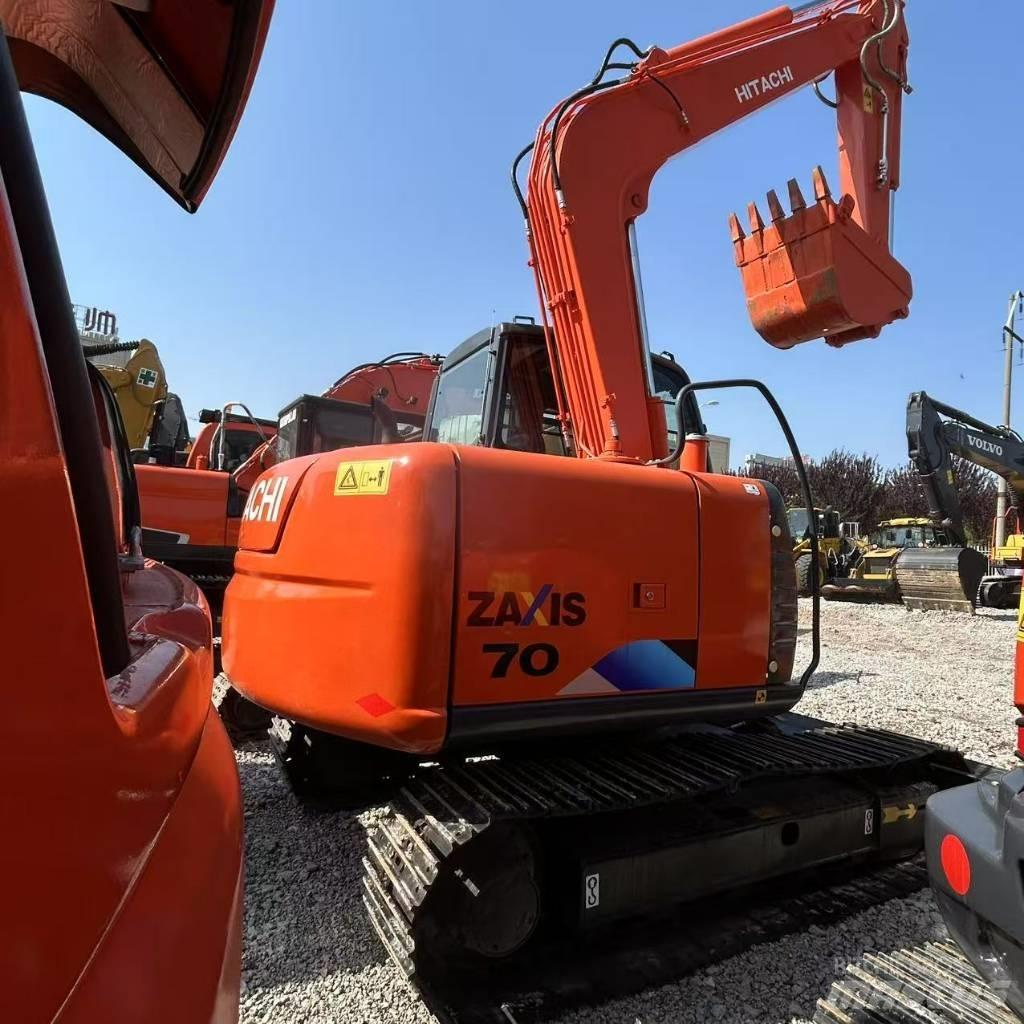 Hitachi ZX 70 Paletli ekskavatörler