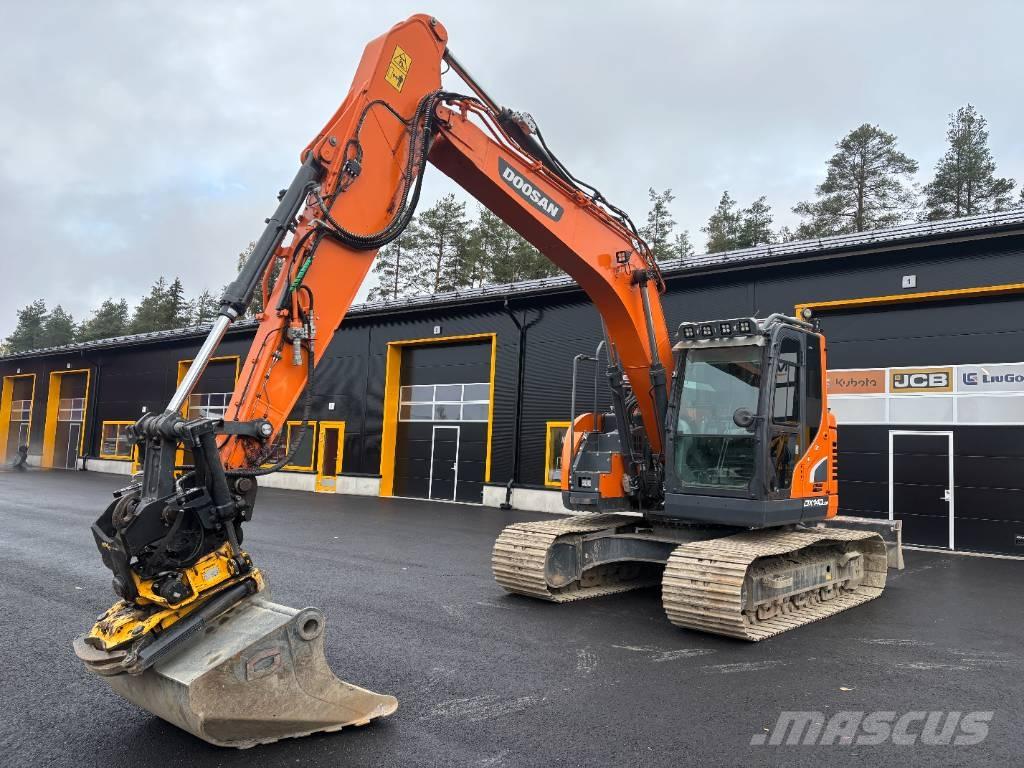 Doosan DX 140 LCR Paletli ekskavatörler