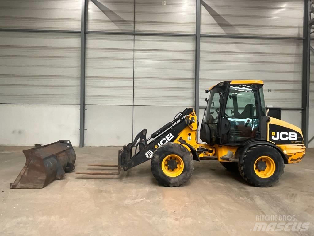 JCB 406 B Tekerlekli yükleyiciler