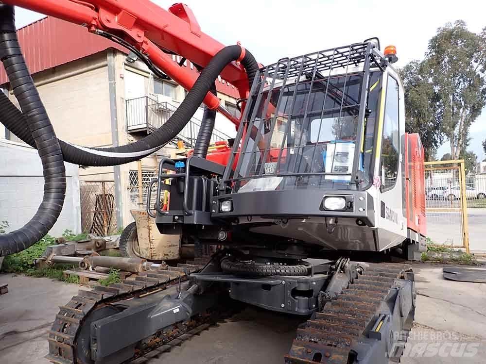 Sandvik DX800 Sondaj kuleleri