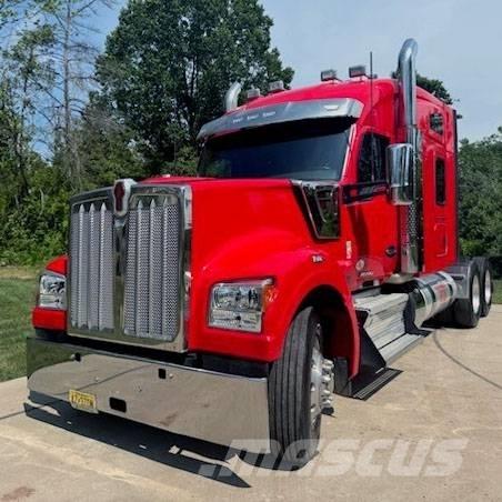 Kenworth W 990 Çekiciler