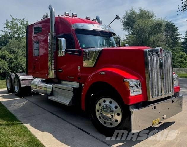 Kenworth W 990 Çekiciler