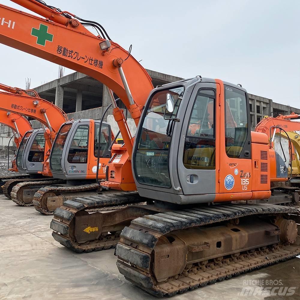 Hitachi 135 Paletli ekskavatörler