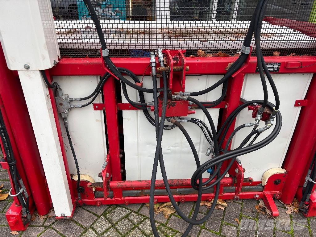 Trioliet TU 195 Balya ögütücü, kesici ve açicilar