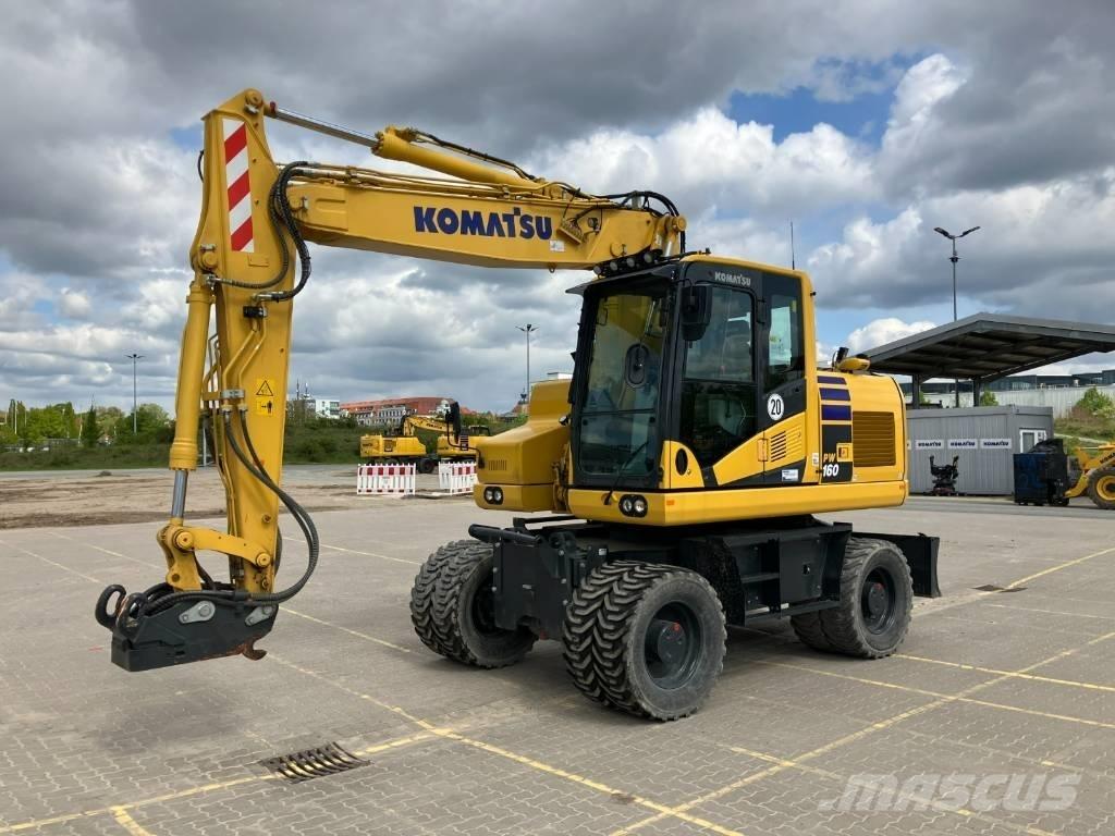 Komatsu PW 160-11 E0 Lastik tekerli ekskavatörler