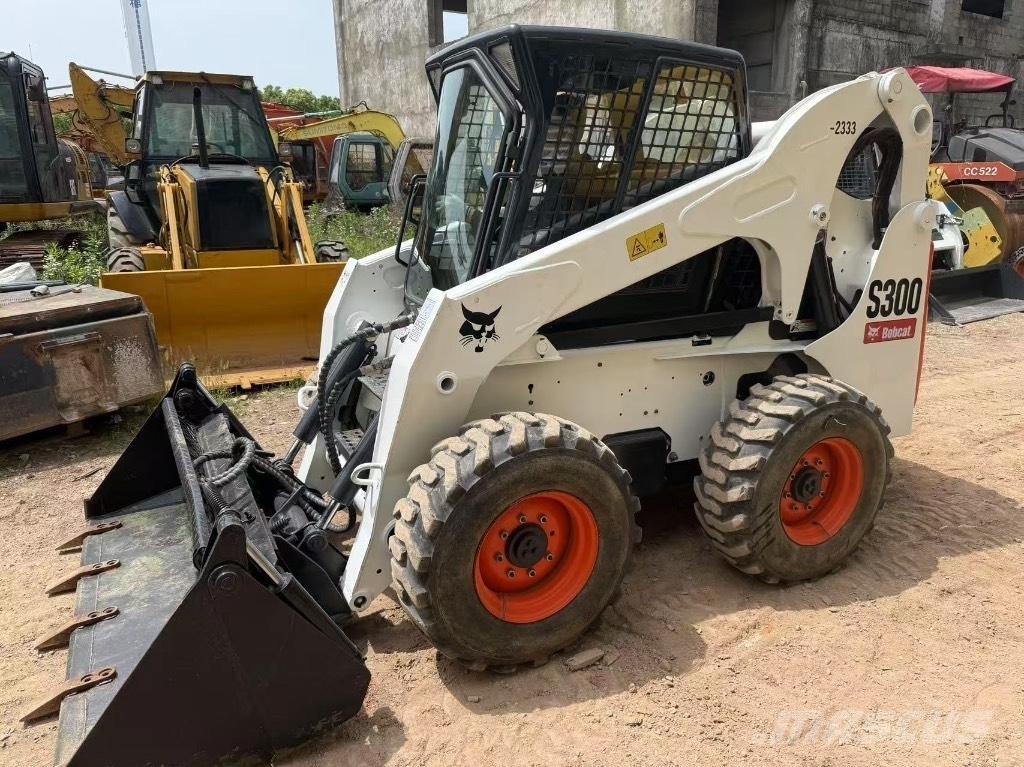 Bobcat S 300 Skid steer loderler