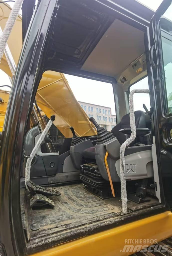CAT 320 D Paletli ekskavatörler