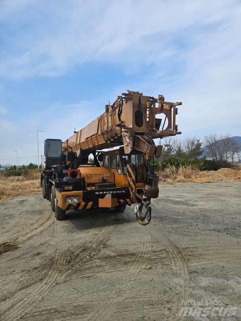 Samsung SC 50 H-2 Yol-Arazi Tipi Vinçler (AT)