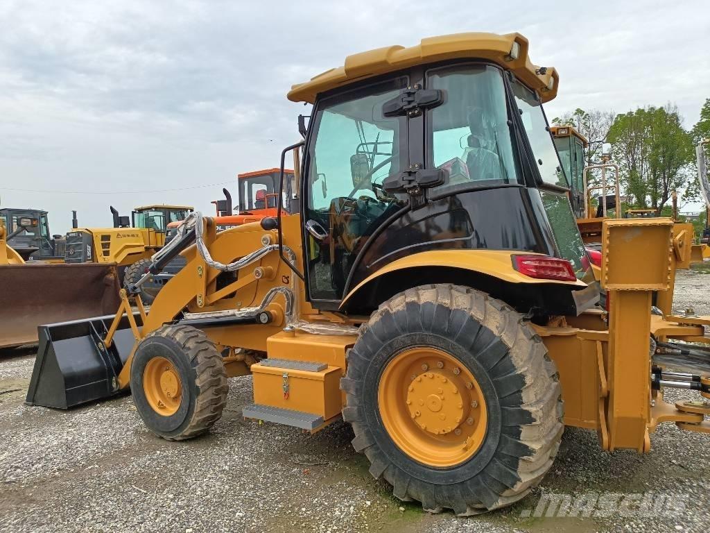 CAT 420 F IT Paletli ekskavatörler