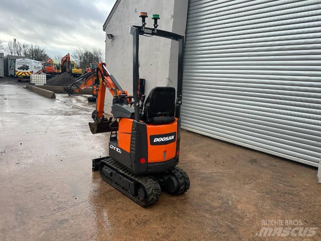 Doosan DX 10 Z Mini ekskavatörler, 7 tona dek