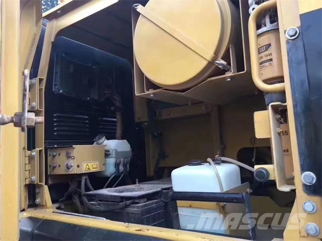 CAT 345 D L Paletli ekskavatörler