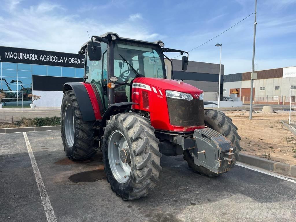 Massey Ferguson 5711 Traktörler