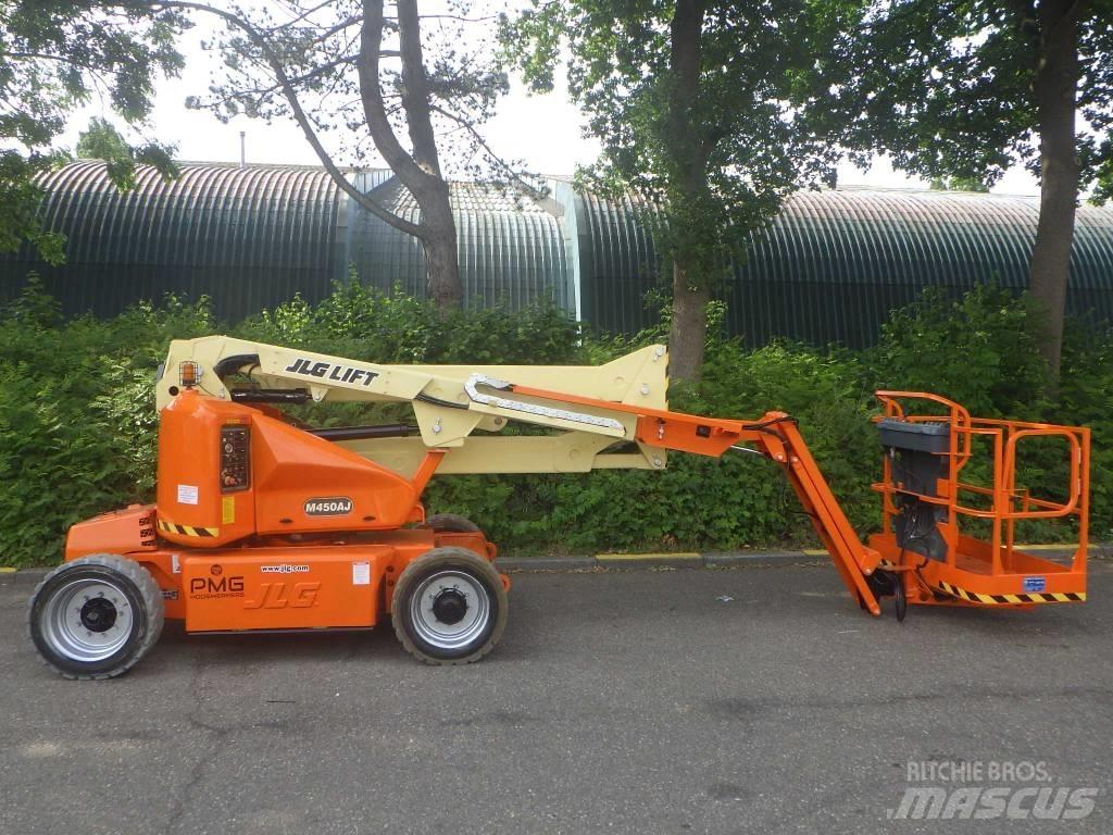 JLG M450AJ Körüklü personel platformları