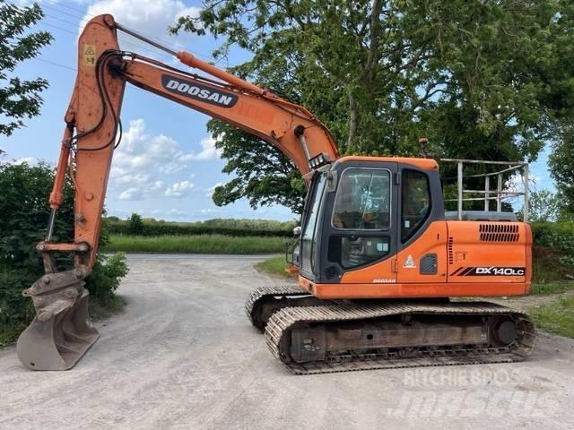 Doosan DX 140 LC Paletli ekskavatörler