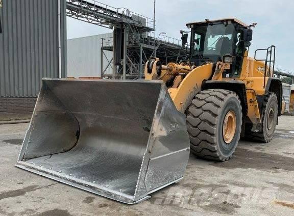 Hyundai HL980XT Tekerlekli yükleyiciler