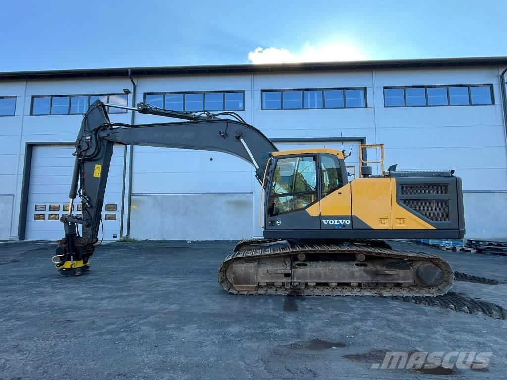 Volvo EC 250 E Paletli ekskavatörler