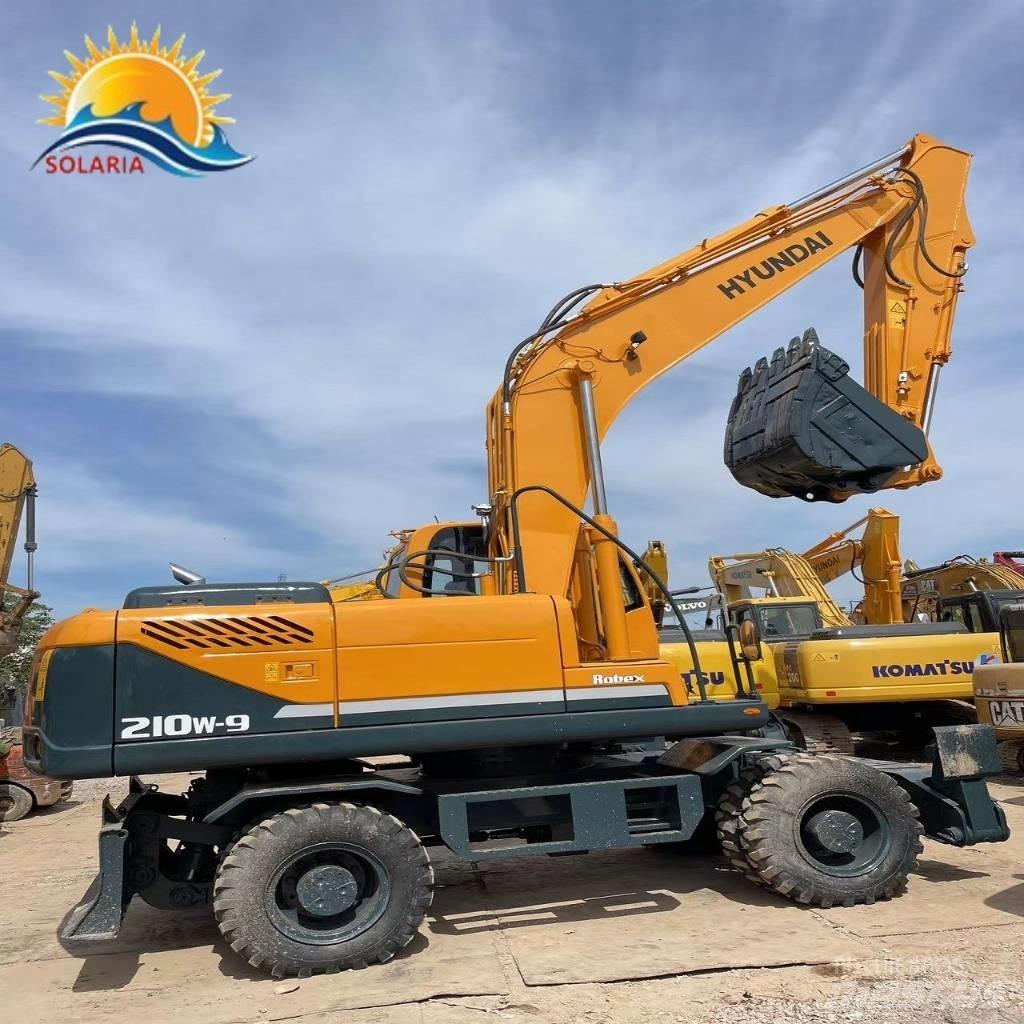 Hyundai R210W-9 Lastik tekerli ekskavatörler