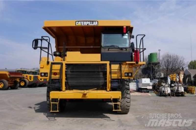 CAT 773E Belden kirma kaya kamyonu