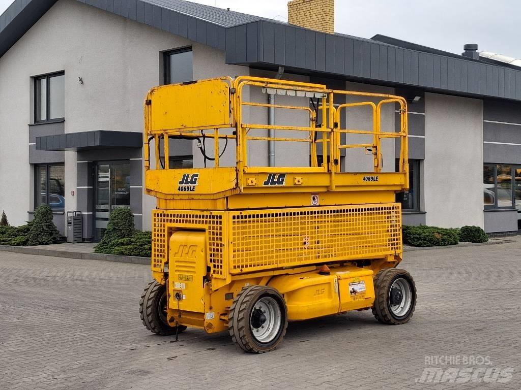 JLG 4069 LE Makasli platformlar