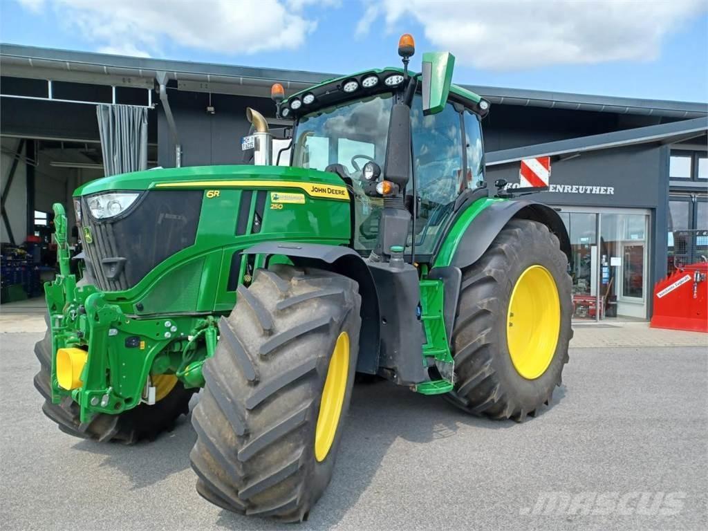 John Deere 6R 250 Traktörler