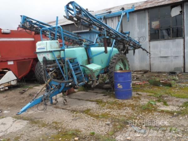 Berthoud Alba 2200 Çekilir pülverizatörler