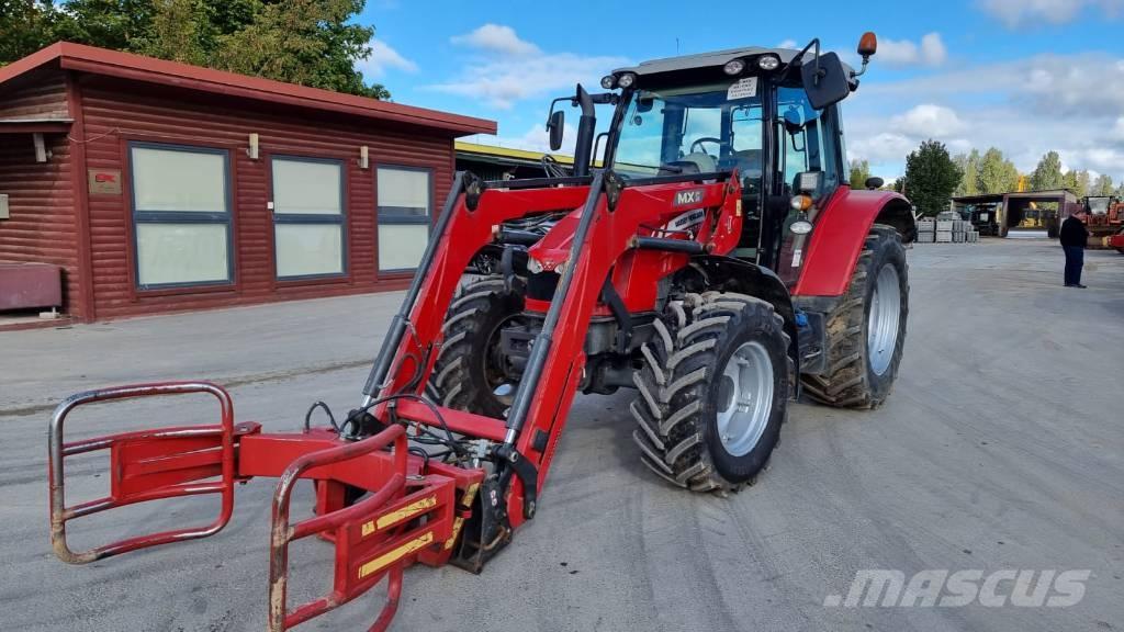 Massey Ferguson 5710 Traktörler