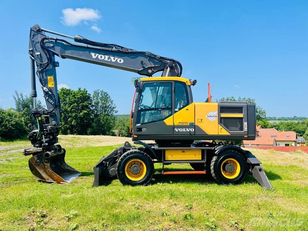 Volvo EW 220 E Lastik tekerli ekskavatörler