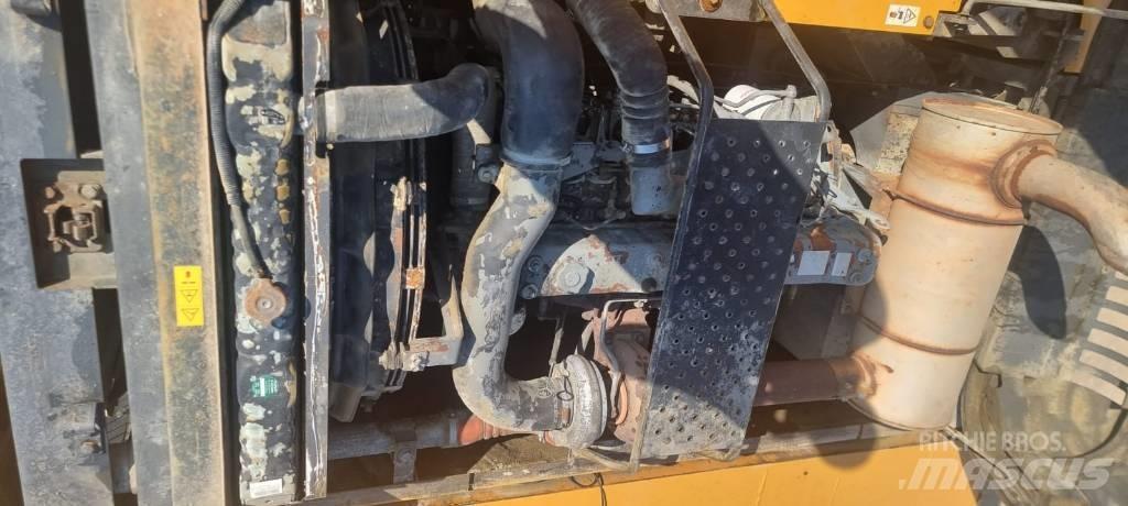 CASE CX 460 LC Paletli ekskavatörler