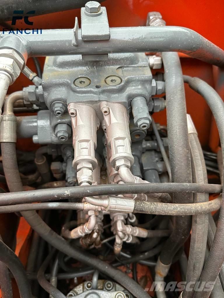 Hitachi ZX 70 Paletli ekskavatörler