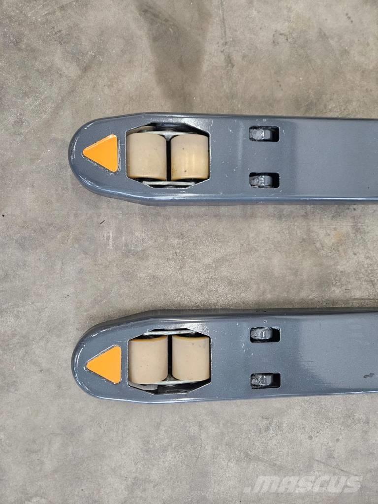 Crown WT 3040 E Düsük seviye platformu