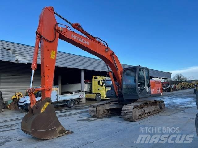 Hitachi ZX 210 LC-3 Paletli ekskavatörler