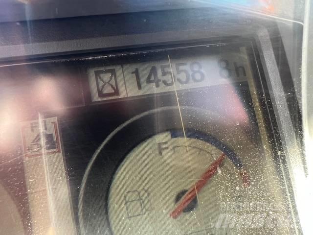 Hitachi ZX 210 LC-3 Paletli ekskavatörler