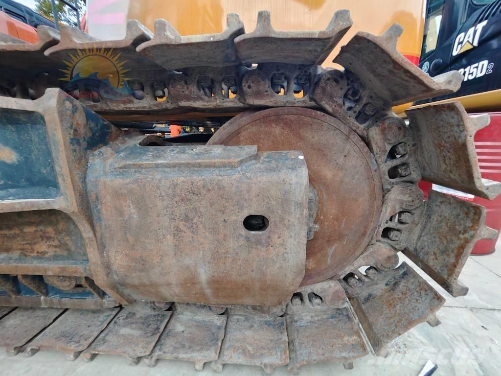 Komatsu PC 460-8 Paletli ekskavatörler
