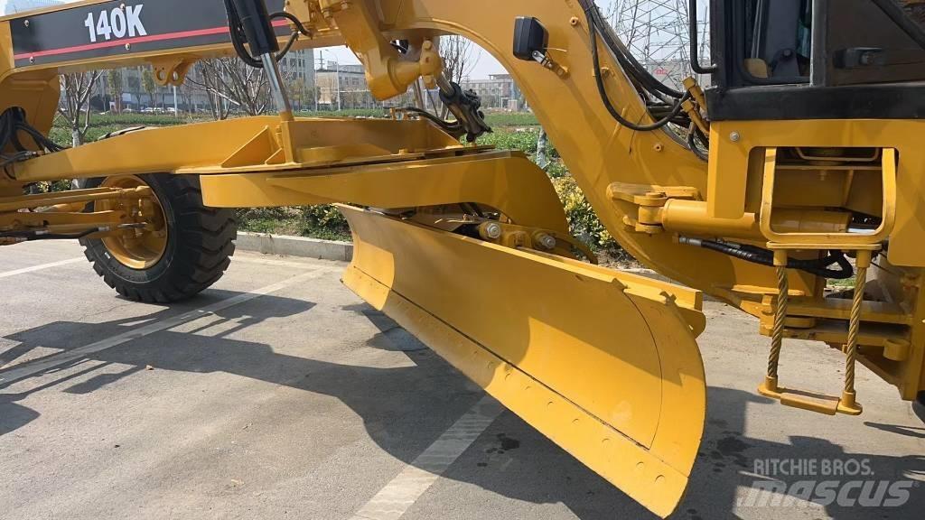 CAT 140 K Greyderler
